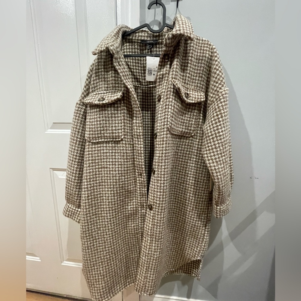 Forever 21 beige and white plaid shacket